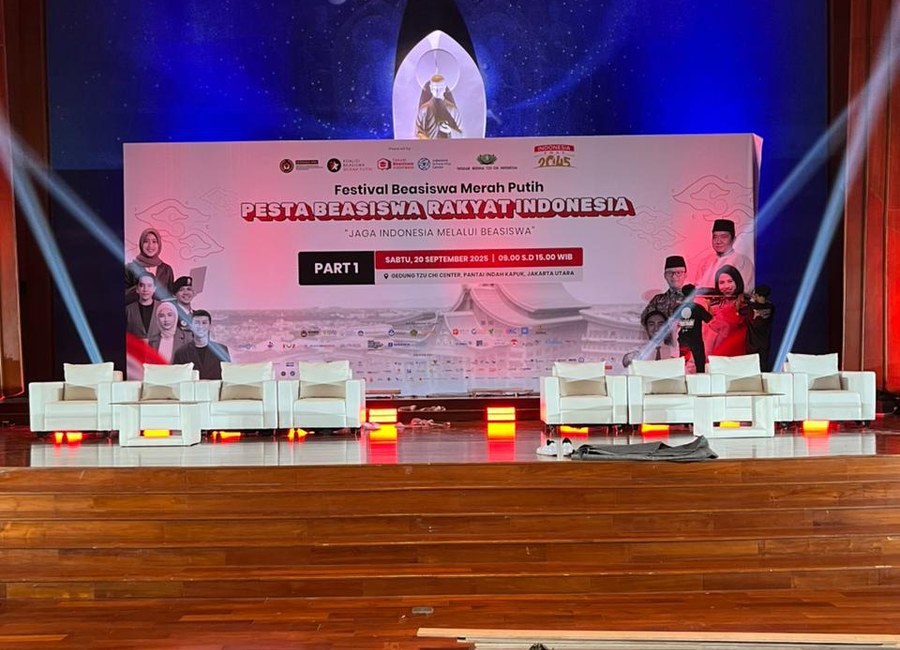 Sudut Booth dan Kursi